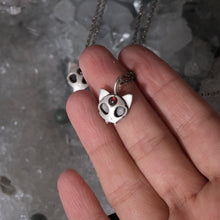 Alien Cat Skull - Red Garnet