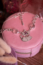 Kitty Choker - Dreaming and Refusing to Land ✨