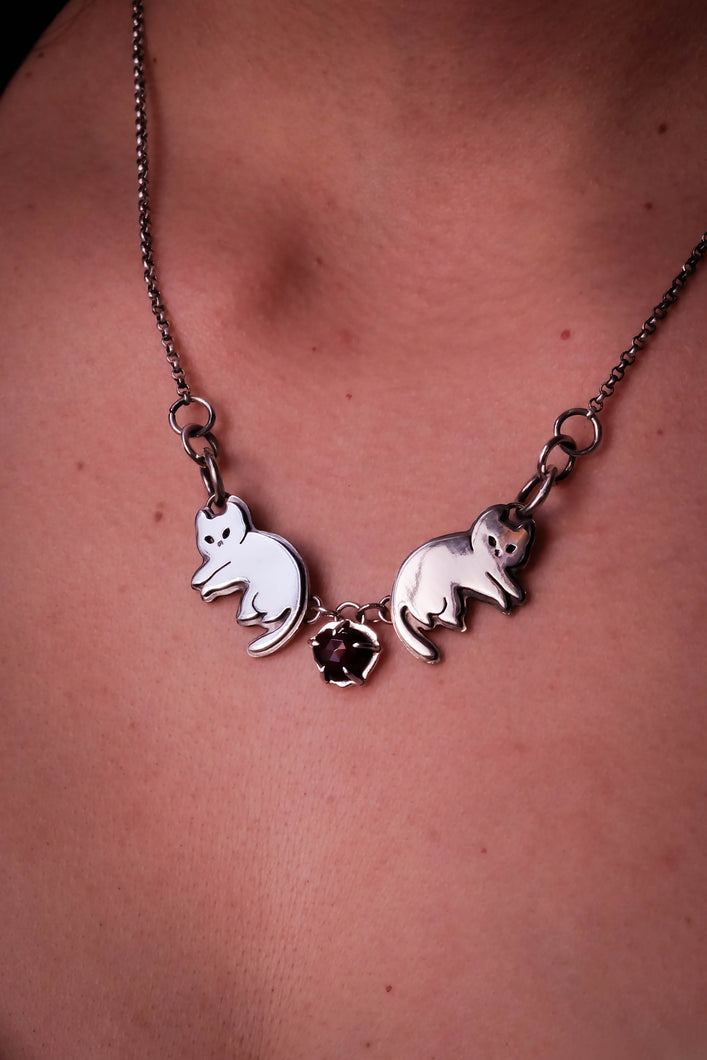 Heartbound Twins - Gatitos Necklace