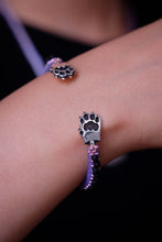 Pawlaris - A cuff from the celestial den